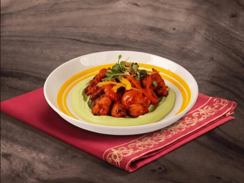 Chili Chicken with Kothmir Hummus